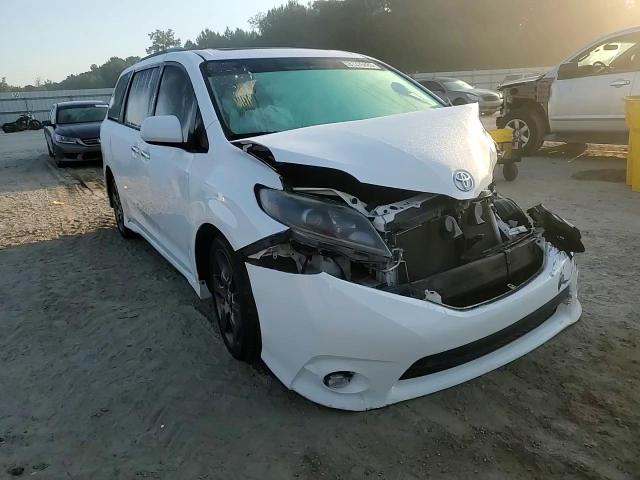 2016 Toyota Sienna Se VIN: 5TDXK3DC4GS695699 Lot: 81376885