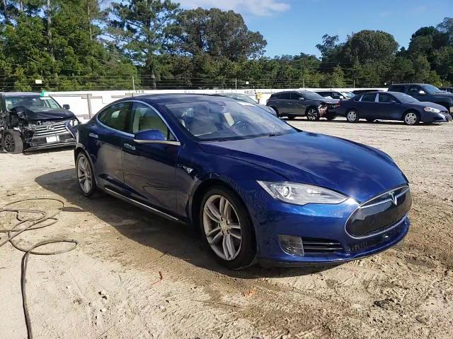 2015 Tesla Model S VIN: 5YJSA1E24FF104815 Lot: 71048625