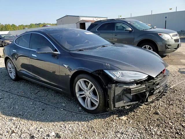 2015 Tesla Model S 70D VIN: 5YJSA1S21FF088318 Lot: 80655475