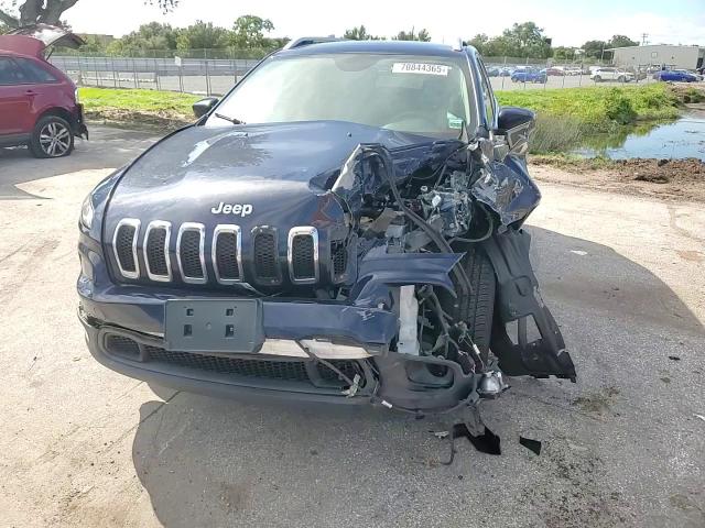 2014 Jeep Cherokee Latitude VIN: 1C4PJMCB6EW126173 Lot: 70844365