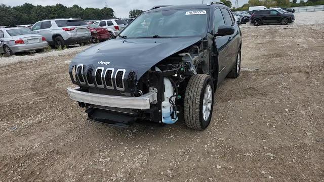 2018 Jeep Cherokee Latitude Plus VIN: 1C4PJMLX1JD607403 Lot: 70782725