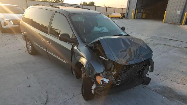 2007 Chrysler Town & Country Touring VIN: 2A4GP54L67R157456 Lot: 81031965