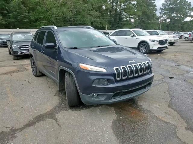 2015 Jeep Cherokee Latitude VIN: 1C4PJLCS6FW670846 Lot: 83973955