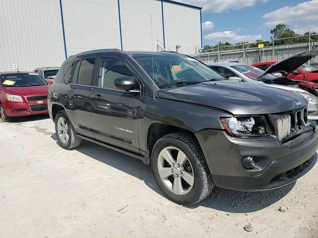 2014 Jeep Compass Sport VIN: 1C4NJDBBXED833765 Lot: 71502105