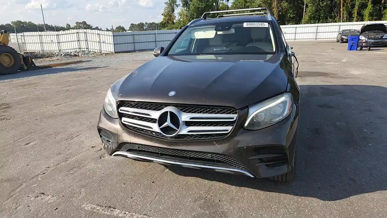 Фото: WDC0G4KB2GF114472