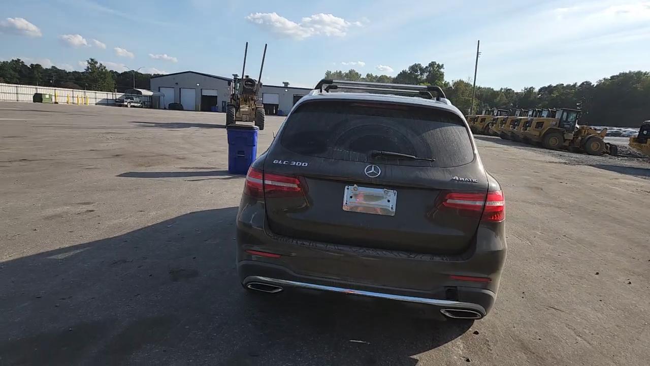 Фото: WDC0G4KB2GF114472