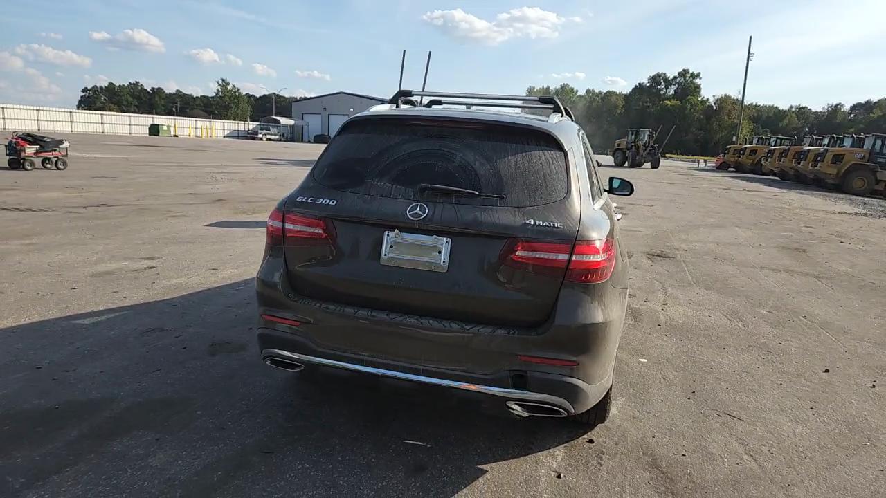 Фото: WDC0G4KB2GF114472