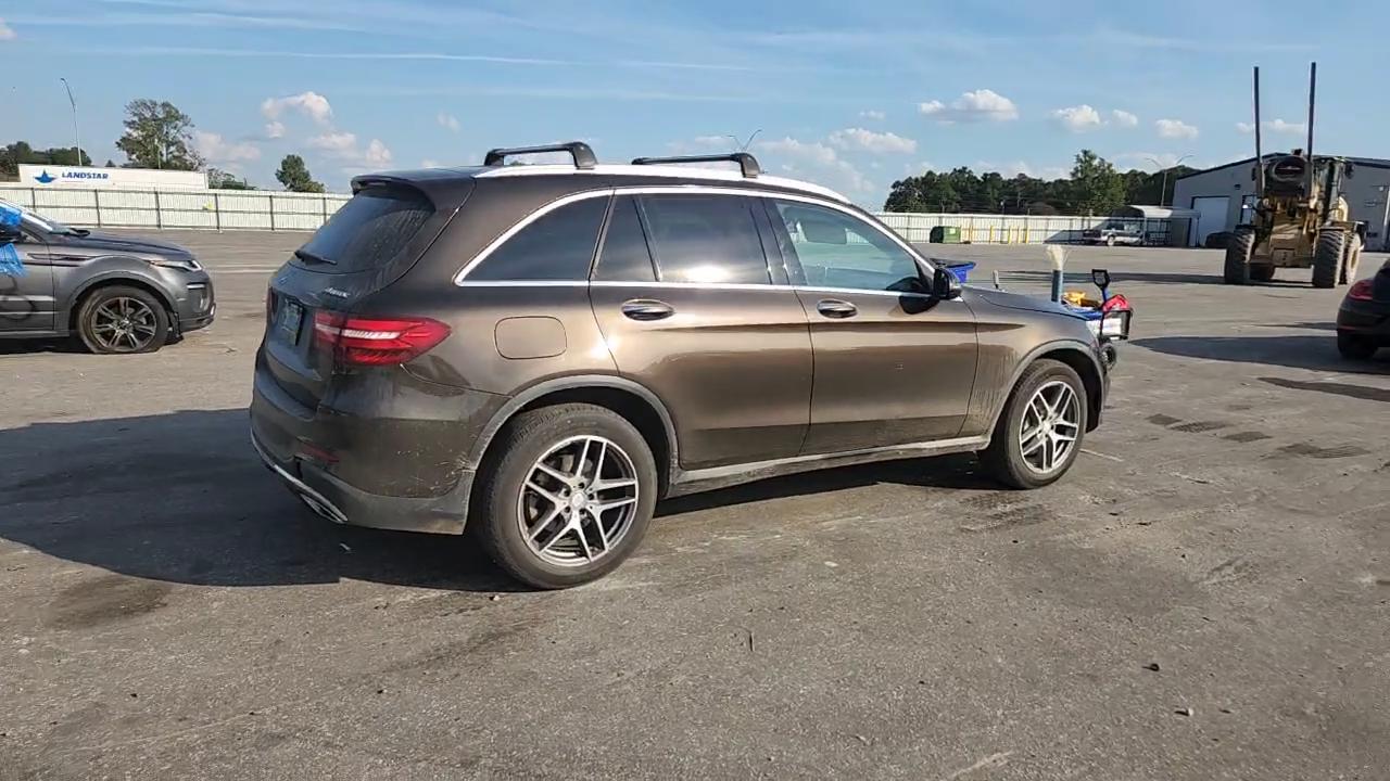 Фото: WDC0G4KB2GF114472