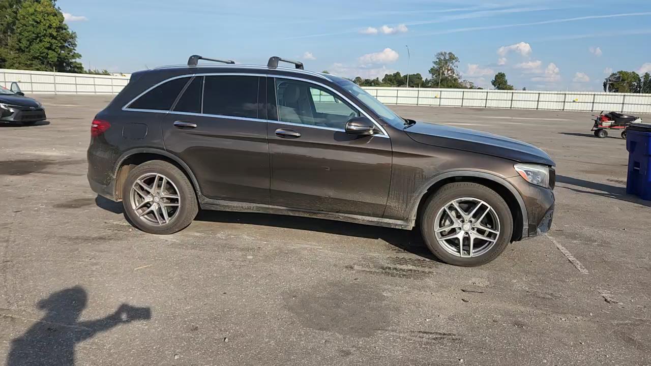 Фото: WDC0G4KB2GF114472