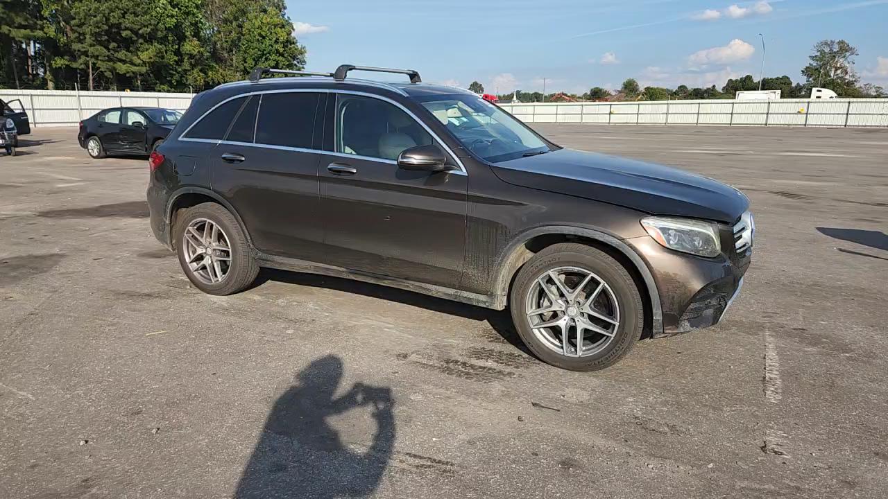 Фото: WDC0G4KB2GF114472