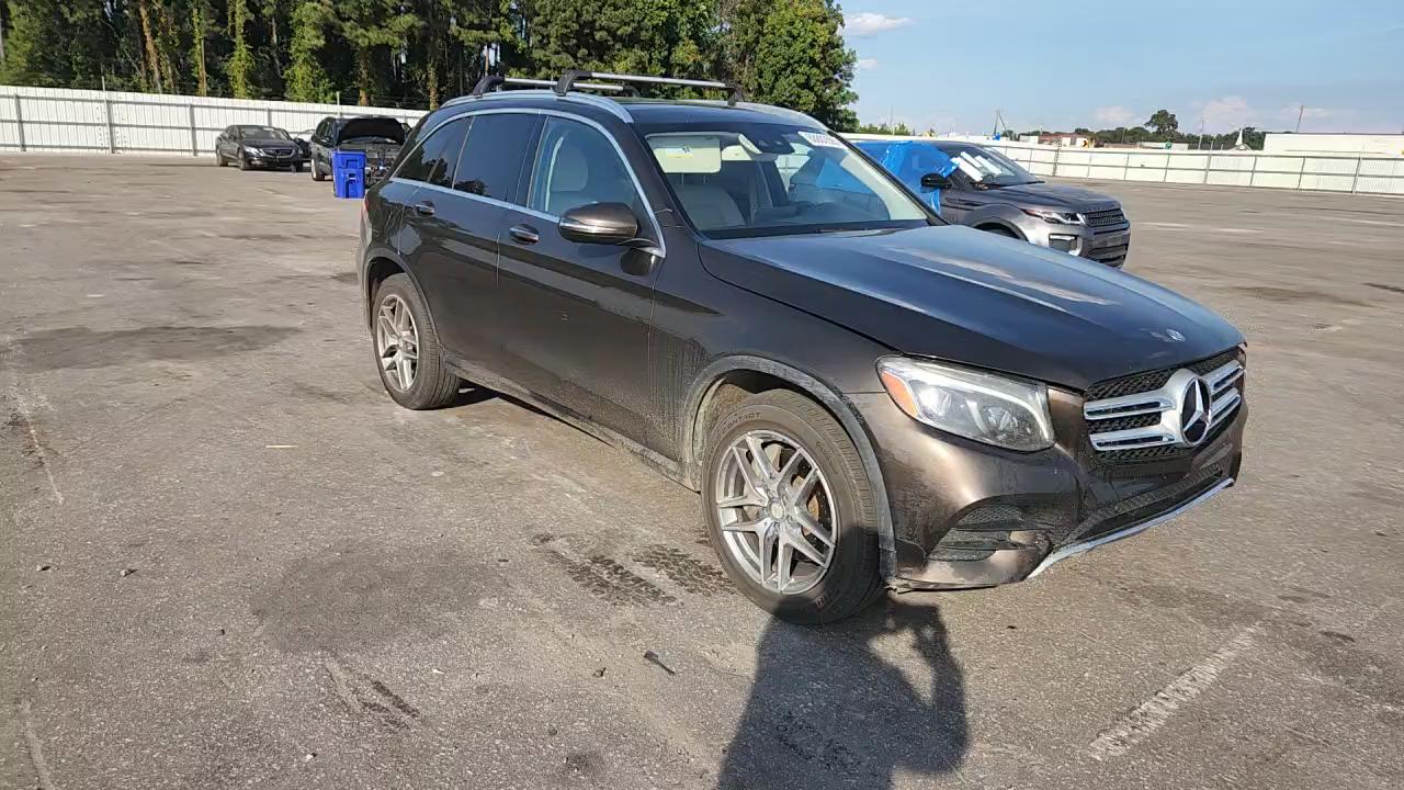 Фото: WDC0G4KB2GF114472