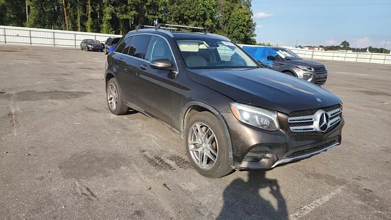 Фото: WDC0G4KB2GF114472