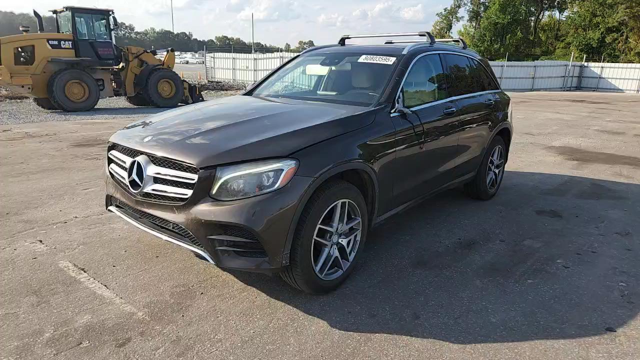 Фото: WDC0G4KB2GF114472