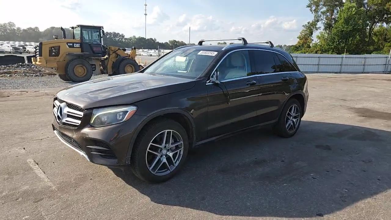 Фото: WDC0G4KB2GF114472