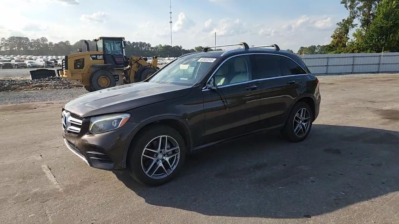 Фото: WDC0G4KB2GF114472