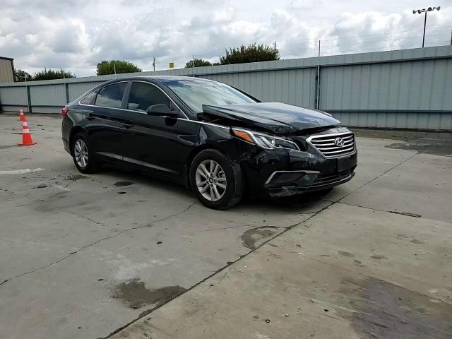 2017 Hyundai Sonata Se VIN: 5NPE24AF7HH455162 Lot: 84019605