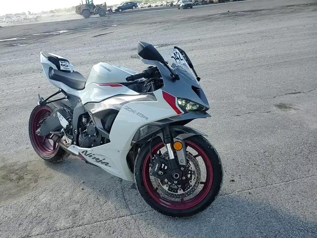 2025 Kawasaki Zx636 K VIN: JKBZXJK11SA008285 Lot: 81478305