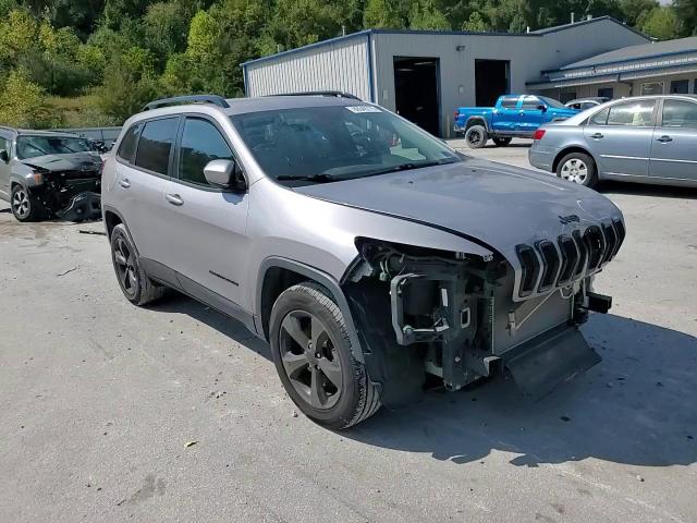 2018 Jeep Cherokee Latitude VIN: 1C4PJMCB4JD561277 Lot: 80540775