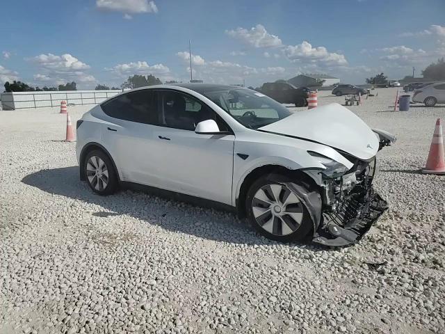 2024 Tesla Model Y VIN: 7SAYGDEE9RA289842 Lot: 82169115