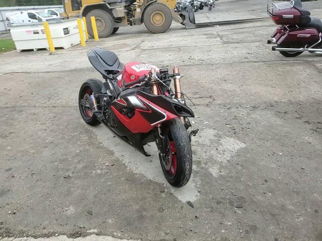 2006 Suzuki Gsx-R1000 VIN: JS1GT76A762113255 Lot: 84552455