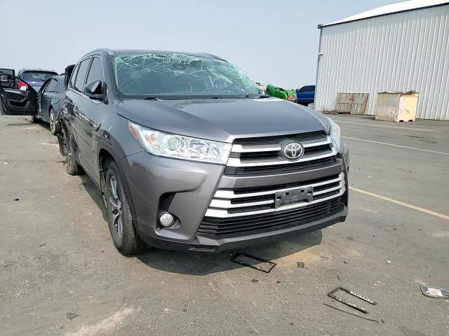 2019 Toyota Highlander Se VIN: 5TDJZRFH1KS933482 Lot: 71800875