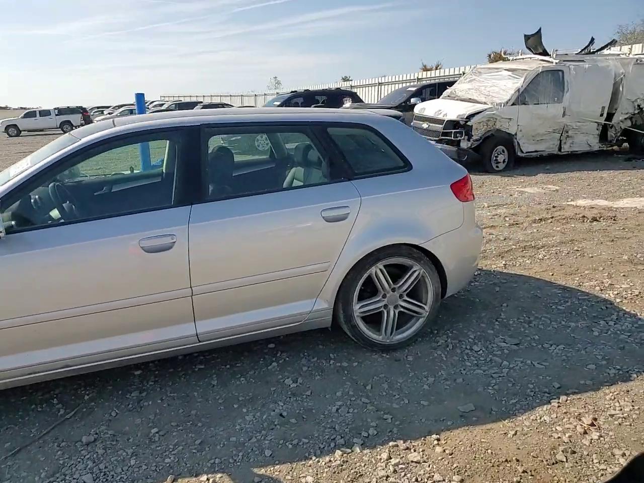 Фото: WAUKJAFM0BA010236