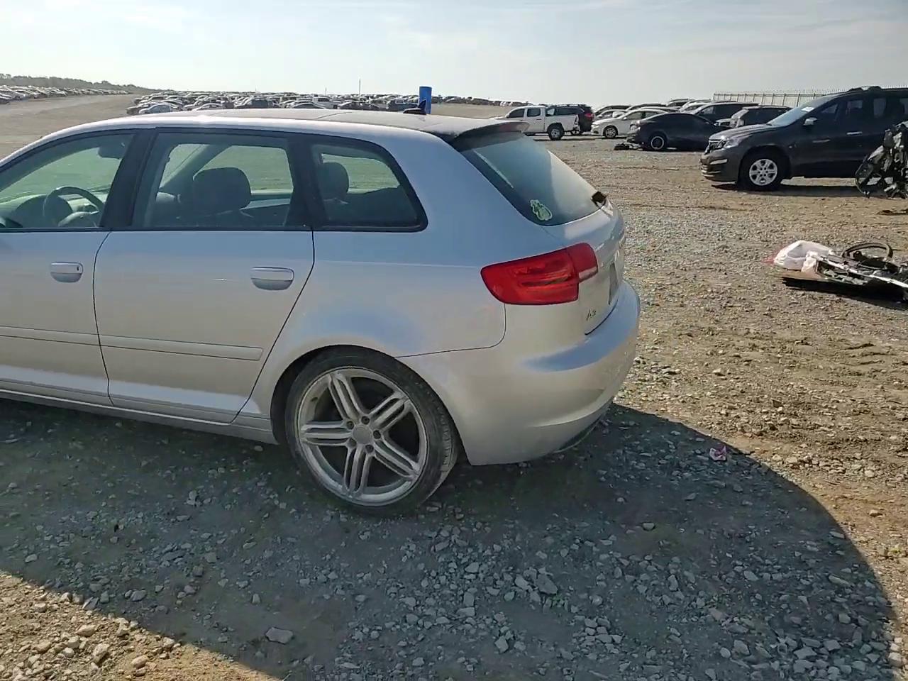 Фото: WAUKJAFM0BA010236