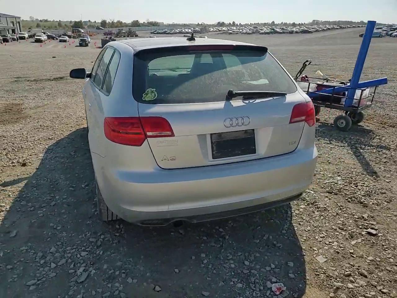 Фото: WAUKJAFM0BA010236