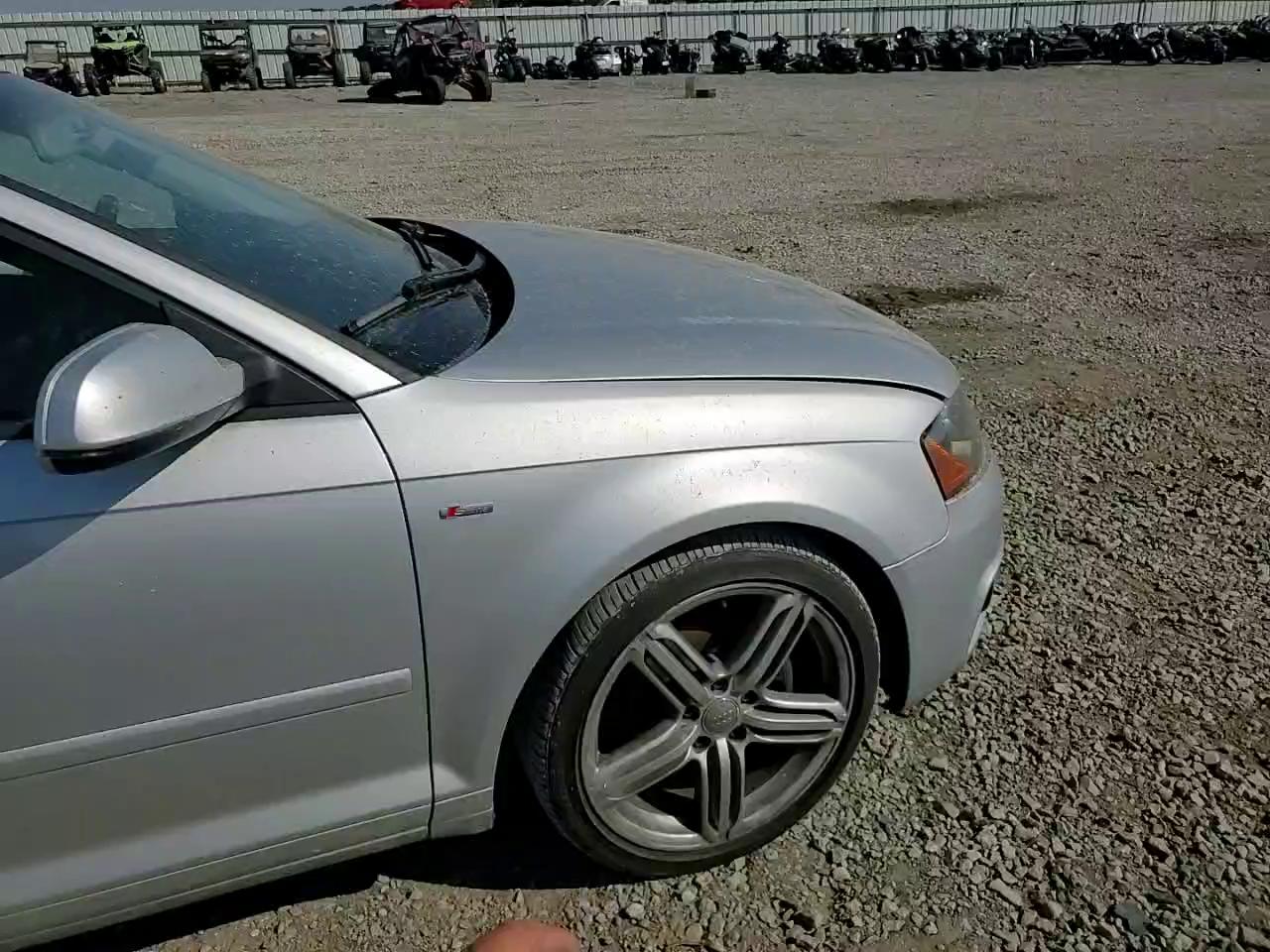 Фото: WAUKJAFM0BA010236