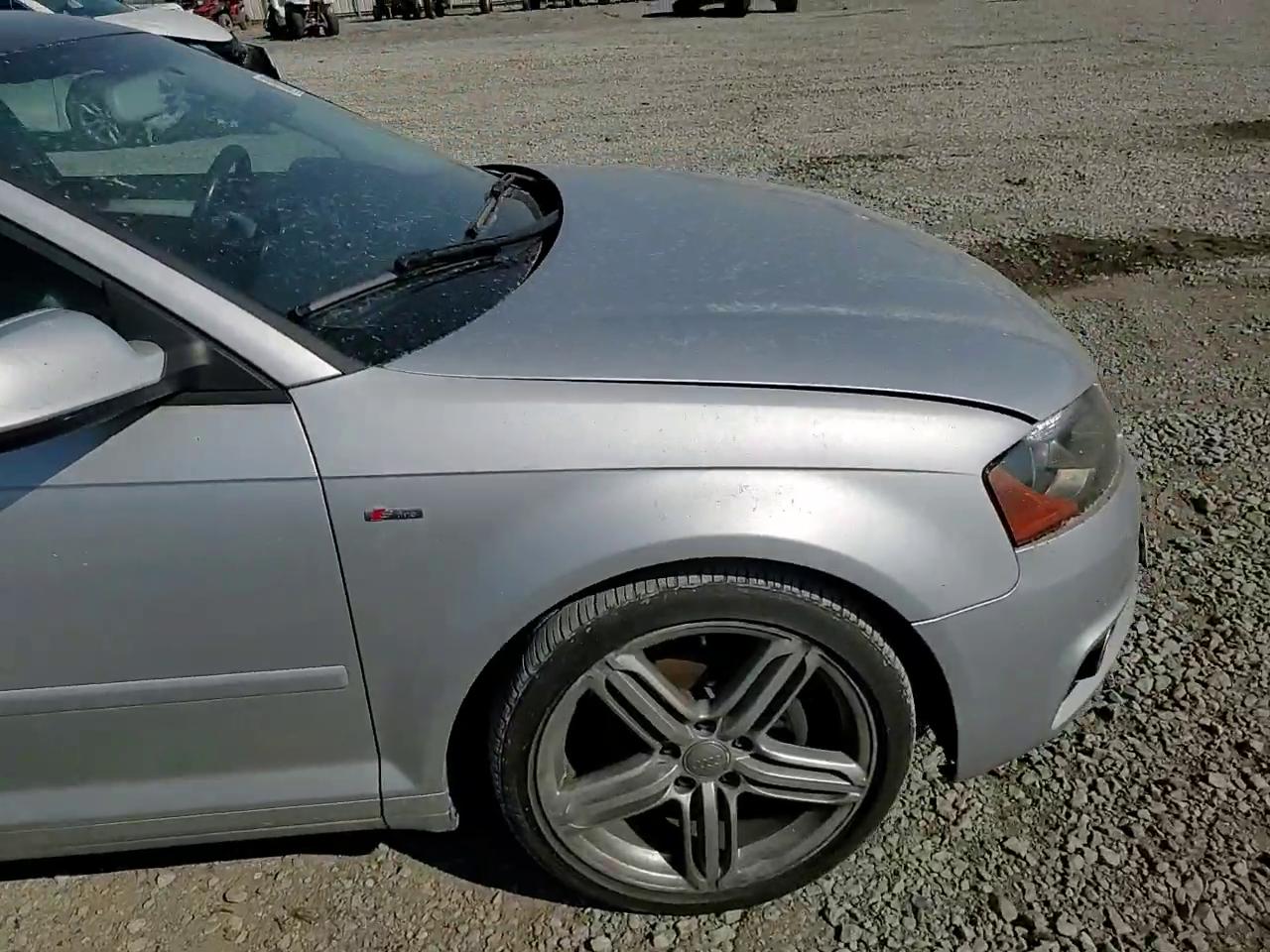 Фото: WAUKJAFM0BA010236