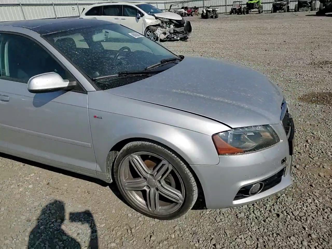 Фото: WAUKJAFM0BA010236