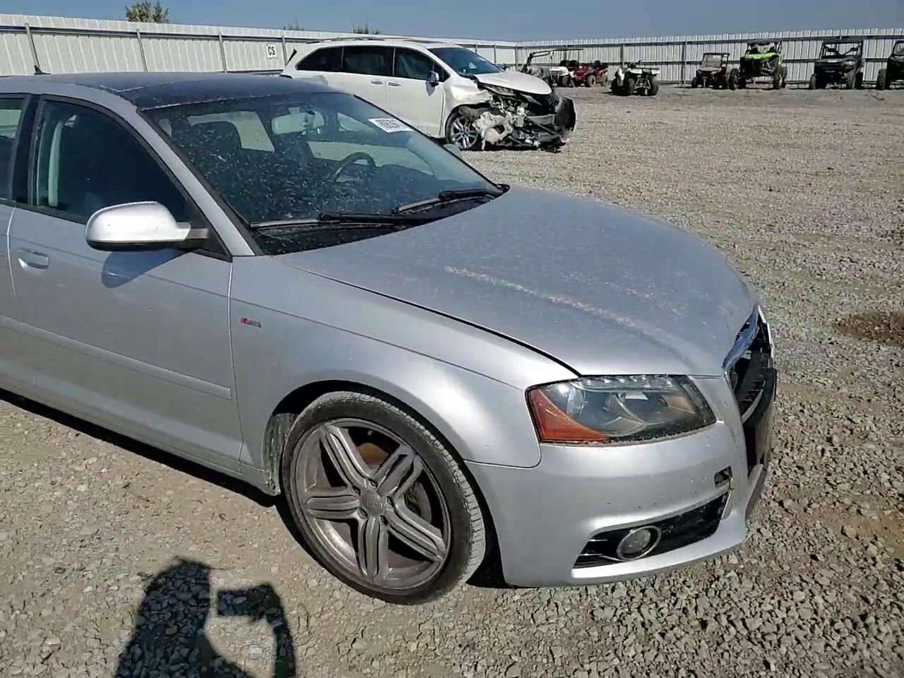 Фото: WAUKJAFM0BA010236