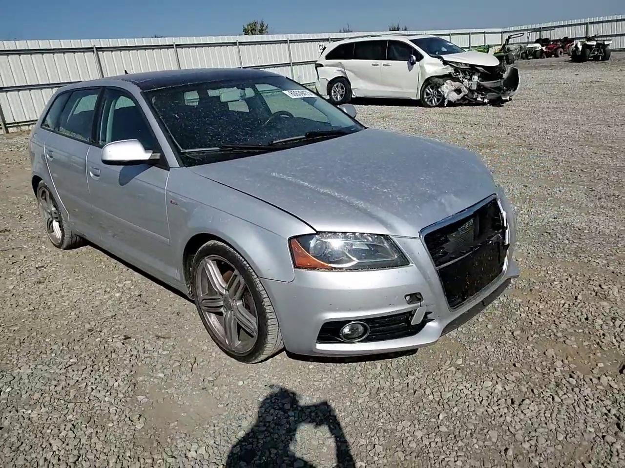 Фото: WAUKJAFM0BA010236