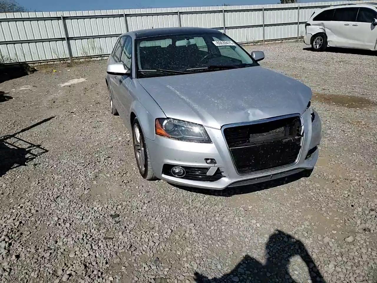 Фото: WAUKJAFM0BA010236