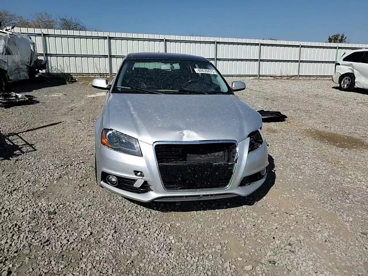 Фото: WAUKJAFM0BA010236