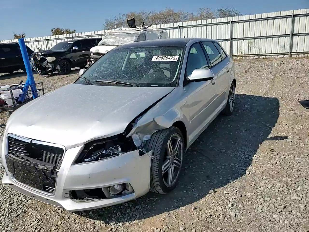 Фото: WAUKJAFM0BA010236