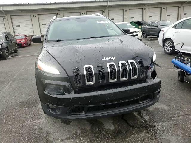 2016 Jeep Cherokee Latitude VIN: 1C4PJMCB6GW300987 Lot: 81633615