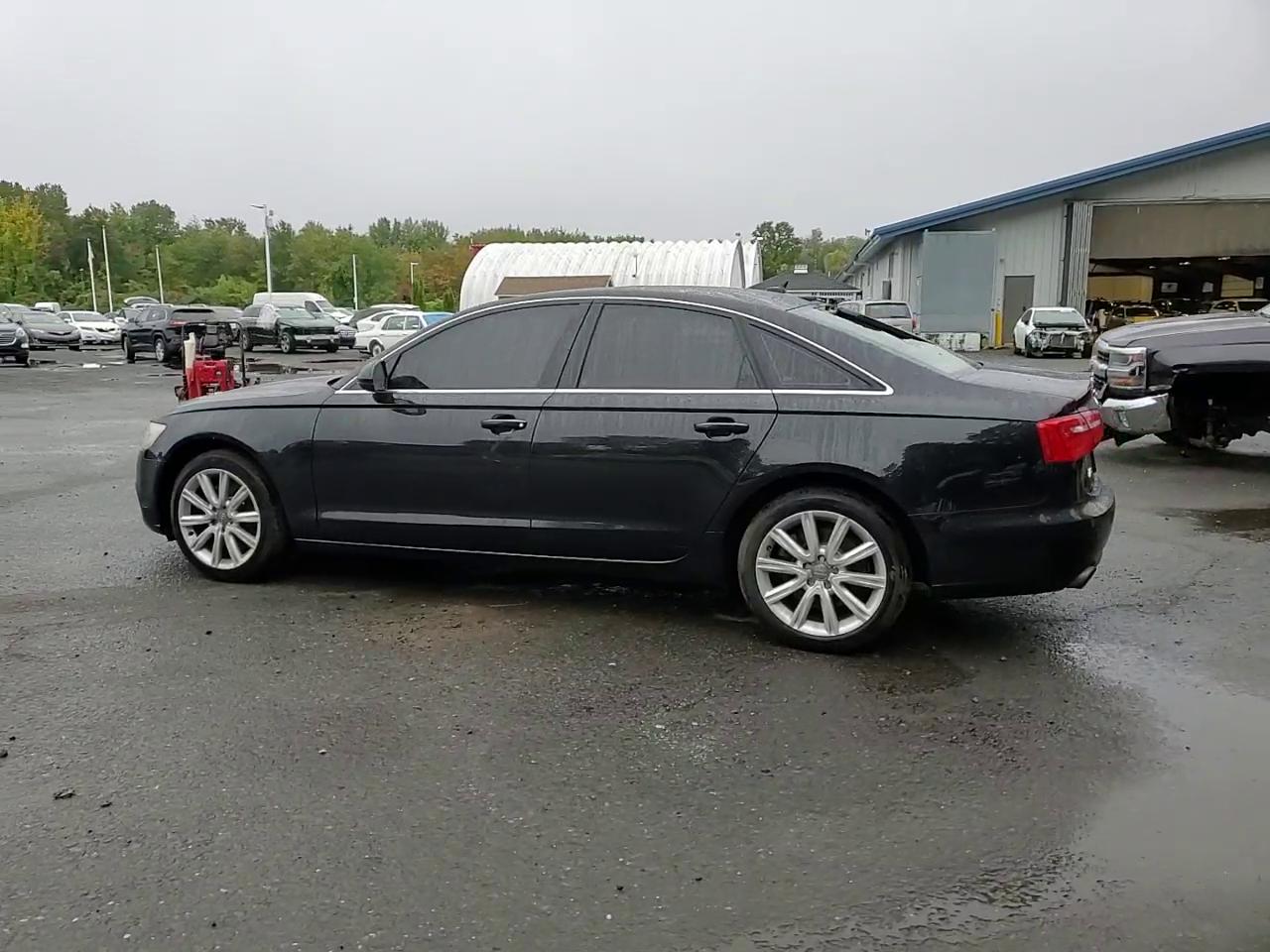 Фото: WAUGFAFC2EN081305