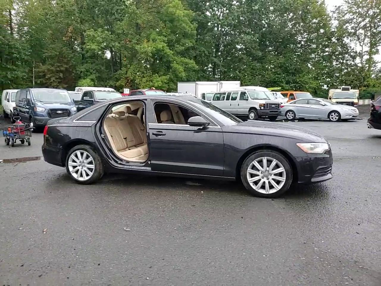 Фото: WAUGFAFC2EN081305