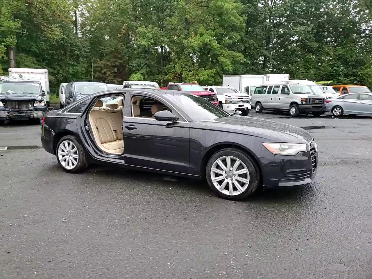 Фото: WAUGFAFC2EN081305