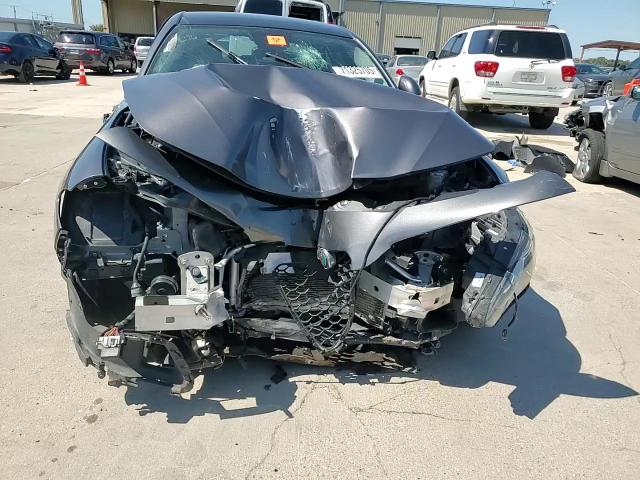 2018 Alfa Romeo Giulia Ti VIN: ZARFAECN1J7583432 Lot: 71325705