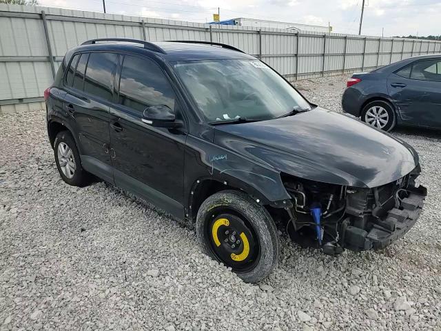 2017 Volkswagen Tiguan S VIN: WVGAV7AX6HK039181 Lot: 80847845
