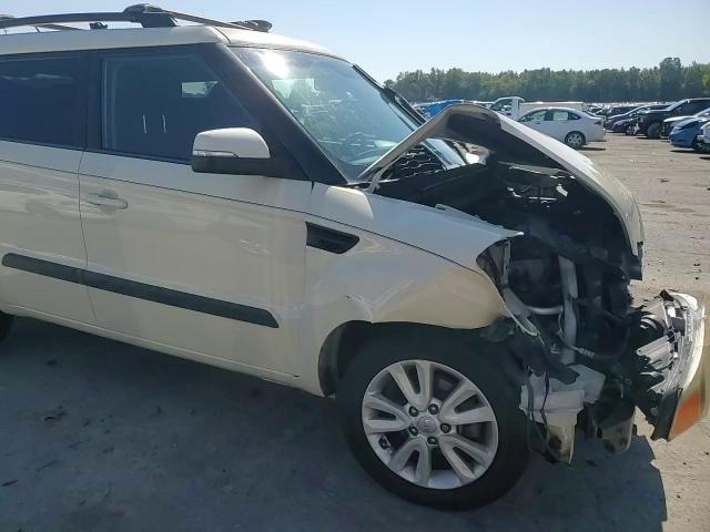 2013 Kia Soul + VIN: KNDJT2A68D7572070 Lot: 81628785