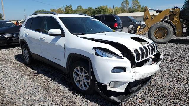 2016 Jeep Cherokee Latitude VIN: 1C4PJMCS9GW204965 Lot: 80809445