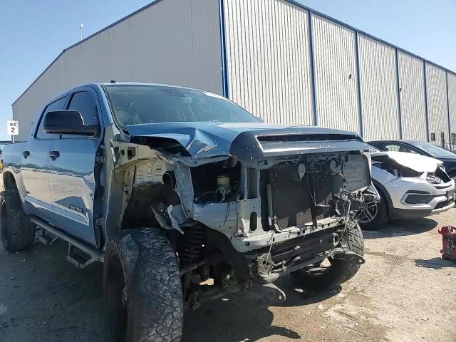 2019 Toyota Tundra Crewmax Sr5 VIN: 5TFDW5F13KX789686 Lot: 71045115