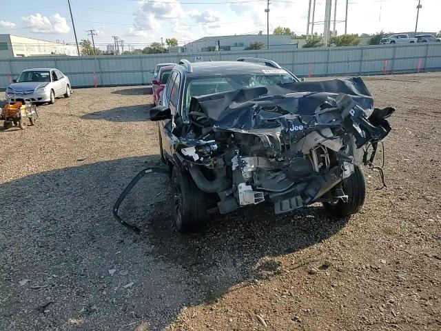 2019 Jeep Cherokee Latitude VIN: 1C4PJLCX1KD144089 Lot: 82102915