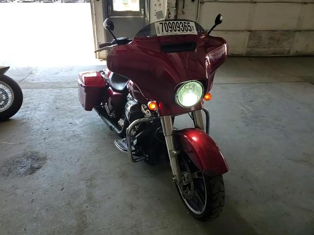 2017 Harley-Davidson Flhxs Street Glide Special VIN: 1HD1KRC10HB656222 Lot: 70909365