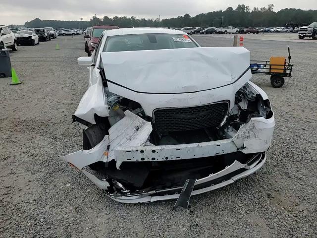 2018 Chrysler 300 Touring VIN: 2C3CCAAG7JH117887 Lot: 81786465