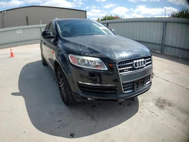 2009 Audi Q7 3.6 Quattro VIN: WA1AY74L29D000883 Lot: 81782095