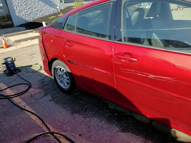 2017 Toyota Prius Prime VIN: JTDKARFP8H3066806 Lot: 84295325